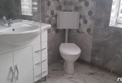 Casă cu 2 camere cu Teren 130 Mp în Central - 2