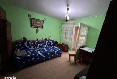 Casă cu 3 camere cu Teren 157 Mp în Central - 1