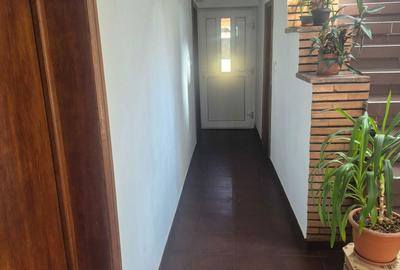 Casă cu 4 camere cu Teren 164 Mp în Delfinariu - 1