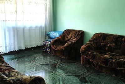 Apartament cu 3 camere decomandat în Apollo