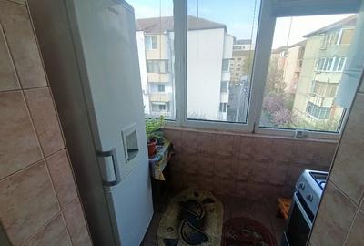 Apartament cu 2 camere semidecomandat în Girocului - 6
