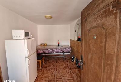 Casă cu 5 camere cu Teren 600 Mp în Voinești - 12