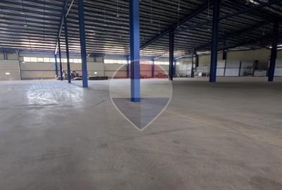 Spațiu comercial, de 9,618 mp, în Central
