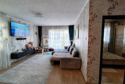 Apartament cu 2 camere, mobilat în Tătărași