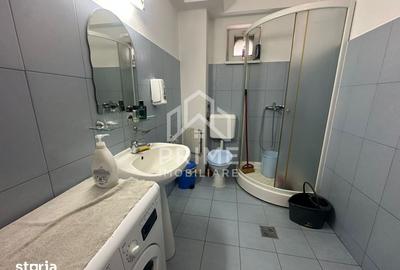 Spațiu comercial, de 361 mp, în Central - 3