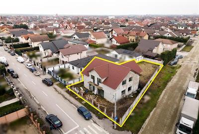 Casă cu 7 camere cu Teren 598 Mp în Sântandrei
