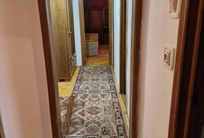 Apartament cu 3 camere decomandat în Autogară