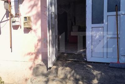 Casă individuală cu 2 camere cu Canalizare în Sud