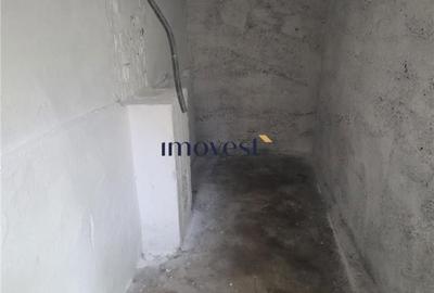 Apartament cu 3 camere decomandat în Titulescu
