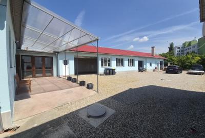 Casă cu 4 camere cu Teren 250 Mp în Central - 3
