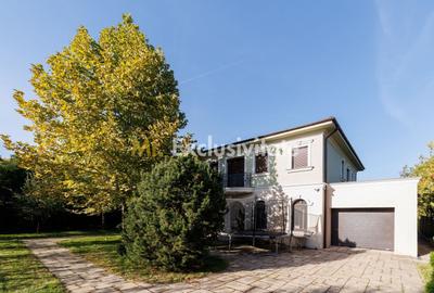 Casă individuală cu 6 camere cu Canalizare în Găvana