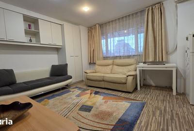 Apartament cu 2 camere, mobilat în Romană