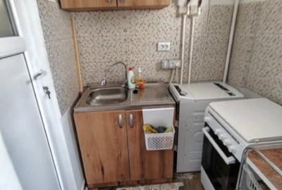 Garsonieră semidecomandată în Titan