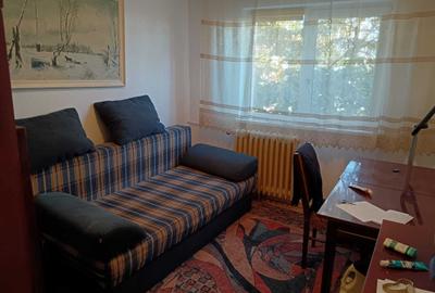 Apartament cu 3 camere decomandat în Valea Rosie