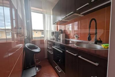 Apartament cu 2 camere semidecomandat în Iosia