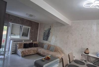 Casă cu 4 camere cu Teren 190 Mp în Domnești