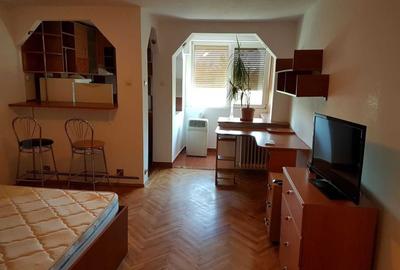 Garsonieră semidecomandată, mobilată în Balta Albă - 3
