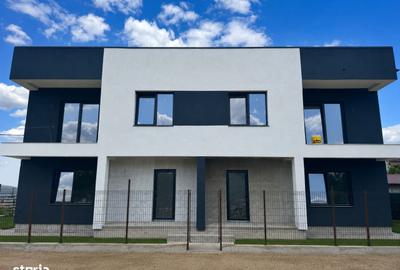 Casă cu 4 camere în Dancu