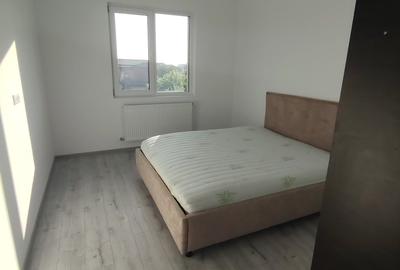 Apartament cu 3 camere semidecomandat în Fundeni - 11