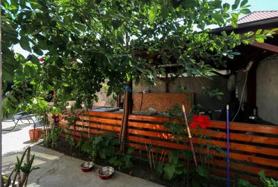 Casă individuală cu 4 camere cu Canalizare în Central - 4