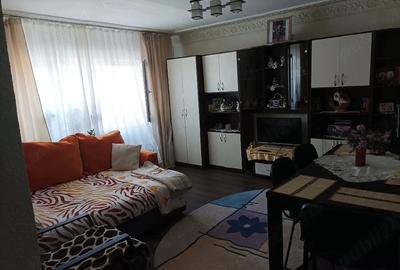 Apartament cu 3 camere decomandat în Sud - 3