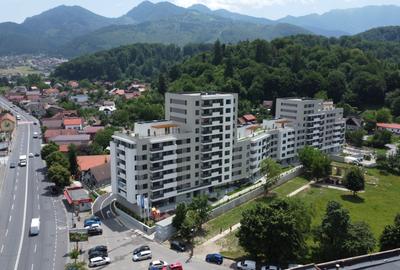Penthouse cu 4 camere decomandat în Dârste