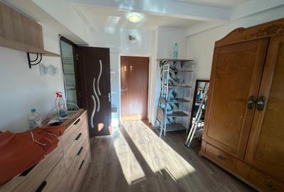 Garsonieră semidecomandată în Moșilor - 12