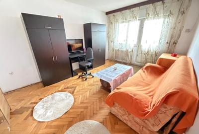 Apartament cu 2 camere decomandat, mobilat în Aradului