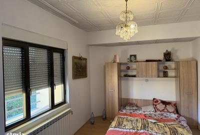 Casă cu 4 camere în Ferentari