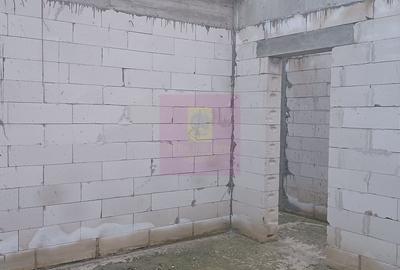 Casă cu 4 camere cu Teren 607 Mp în Central