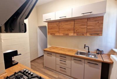 Apartament cu 2 camere decomandat în P-ța Muncii - 14