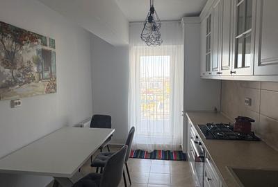 Apartament cu 3 camere decomandat în Central - 1
