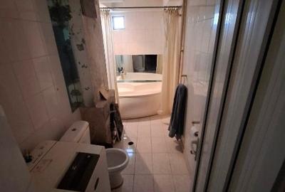 Apartament cu 4 camere semidecomandat, mobilat în Ostroveni - 11