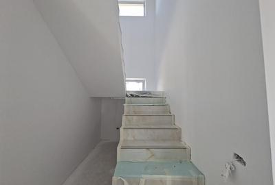Casă individuală cu 5 camere cu Canalizare în Sânpetru - 10