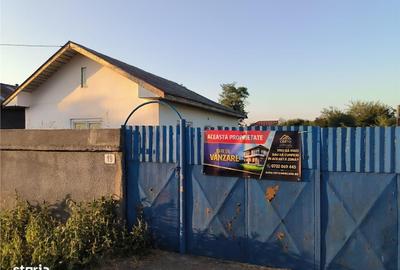 Casă cu 3 camere în Novaci