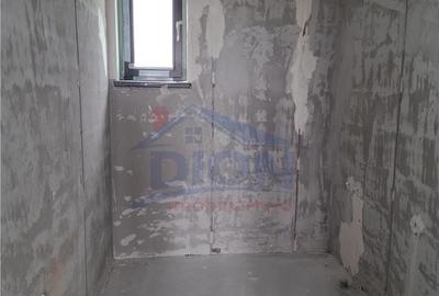 Casă cu 3 camere cu Teren 330 Mp în Domnești