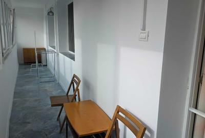 Apartament cu 2 camere decomandat în Titan