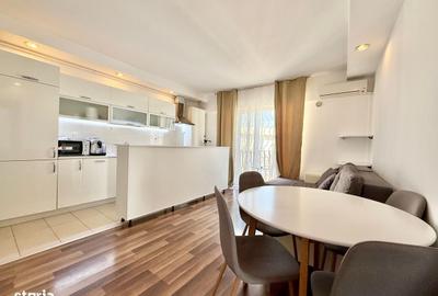 Apartament cu 3 camere semidecomandat în Pipera