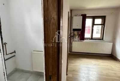 Casă individuală cu 5 camere cu Canalizare în Central - 12