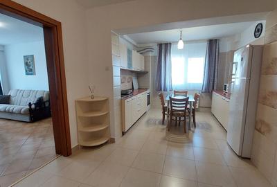 Apartament cu 2 camere semidecomandat, mobilat în Tineretului