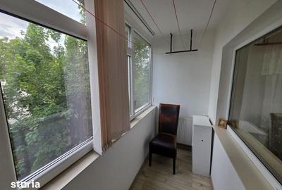 Apartament cu 2 camere decomandat în Nicolina