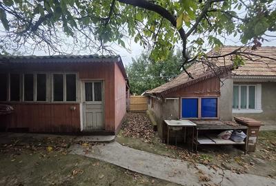 Casă cu Teren 1800 Mp în Scoposeni (Gorban)