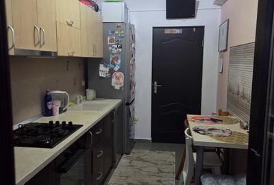 Apartament cu 2 camere decomandat în Galata - 4