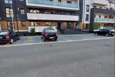 Apartament cu 2 camere decomandat în Tractorul - 7