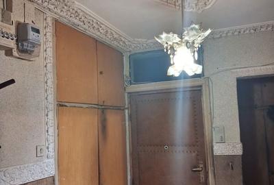 Apartament cu 3 camere semidecomandat în Berceni - 5