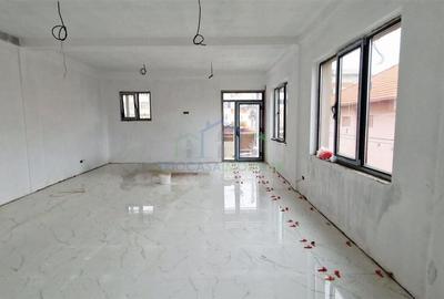 Spațiu comercial, de 120 mp, în Central - 5