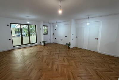 Apartament cu 2 camere semidecomandat în Aviației