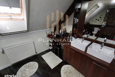 Casă cu 5 camere cu Teren 735 Mp în Central