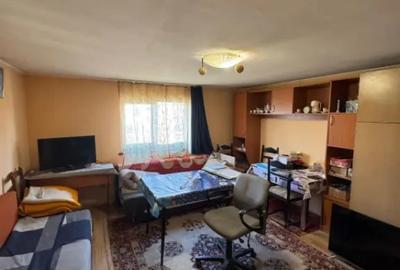 Casă cu 4 camere cu Teren 1400 Mp în Hideaga