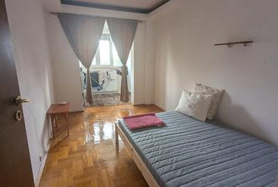 Apartament cu 4 camere decomandat, mobilat în Apărătorii Patriei